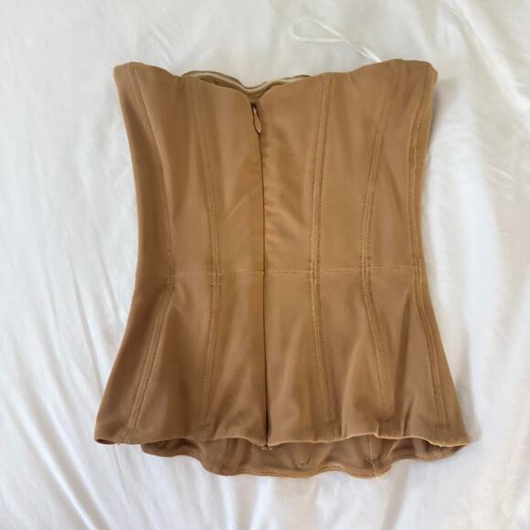 Outcast sola mesh corset - Picture 4 of 5